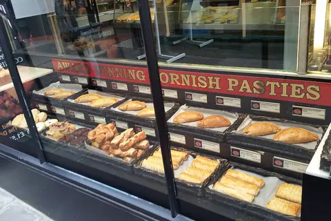 Owton Manor Bakers and Deli photo 3